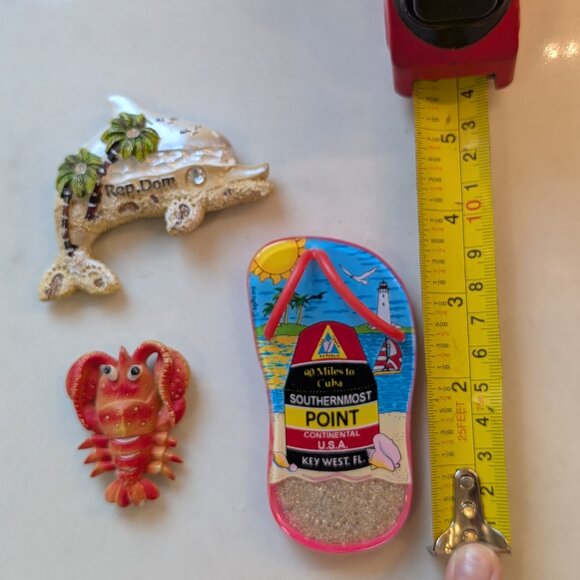 Florida, Lobster  and Dominican Magnets - Picture 2 of 6